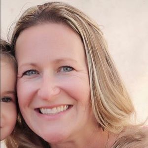 Meet your Posher, Kelli